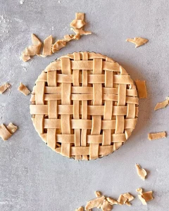 american Apple Pie, gedeckter Apfelkuchen, vegan. Einfaches Rezept auf deutsch